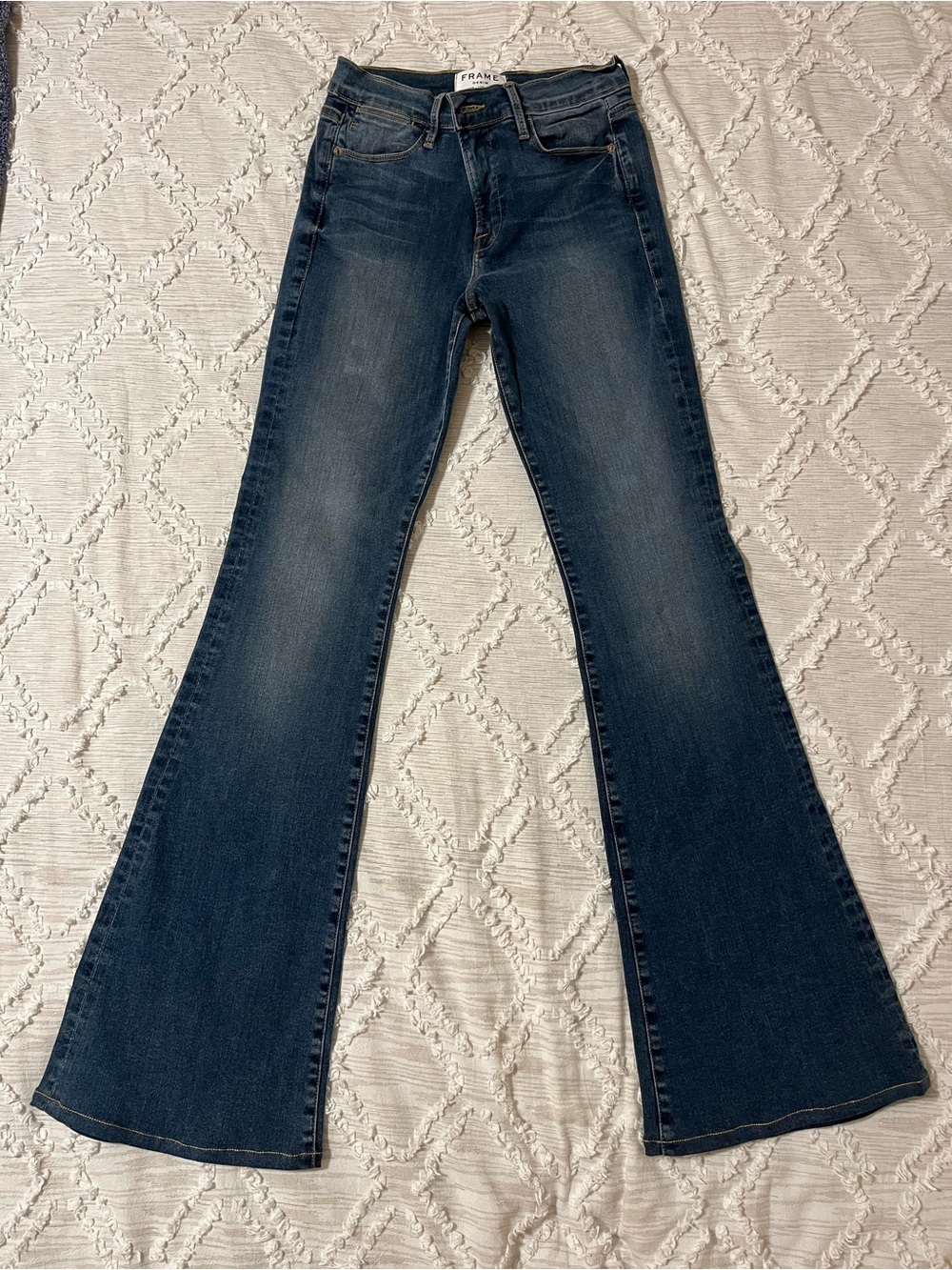 Frame Le High Flare Jeans NWOT Size 26